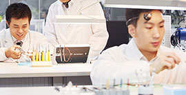 天津劳力士维修售后技师操作